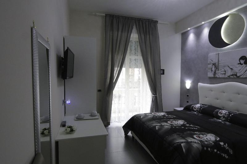 Donn'Anna Suite Napels Buitenkant foto
