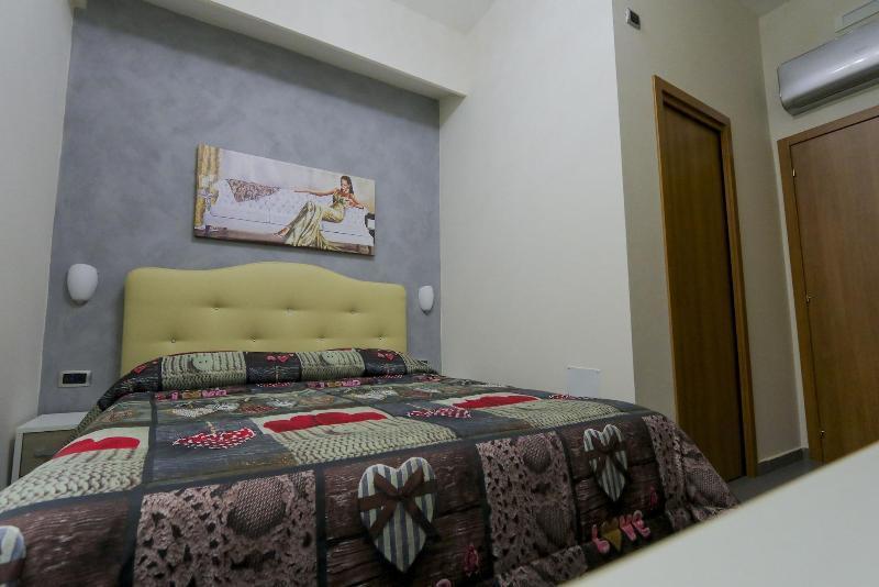 Donn'Anna Suite Napels Buitenkant foto