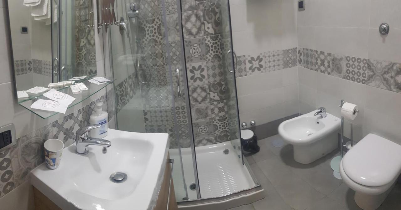 Donn'Anna Suite Napels Buitenkant foto